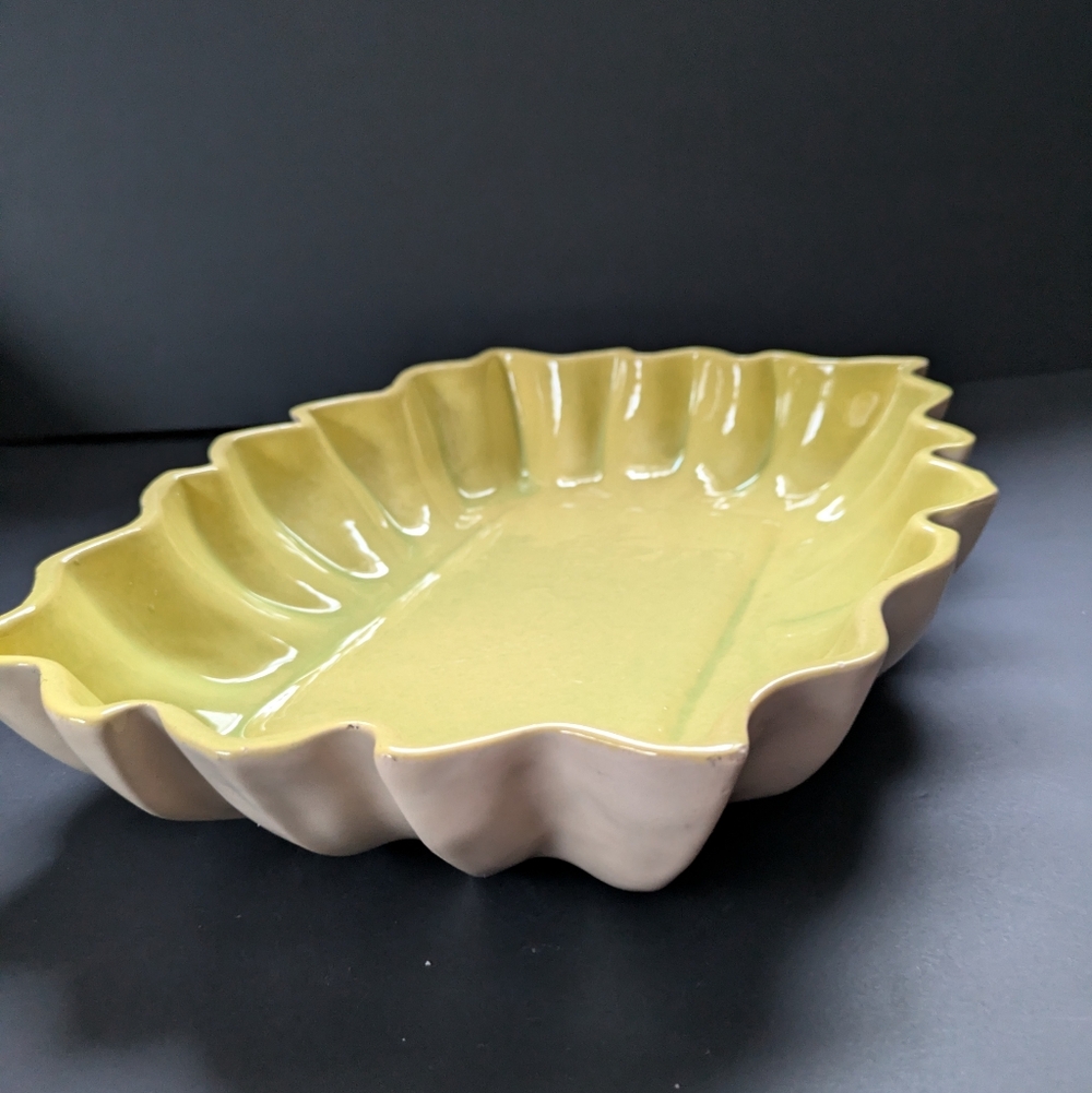 Los Angeles Potteries Vintage Green Ruffled Ceramic Dish Large Low Planter 600 - Picture 5 of 16